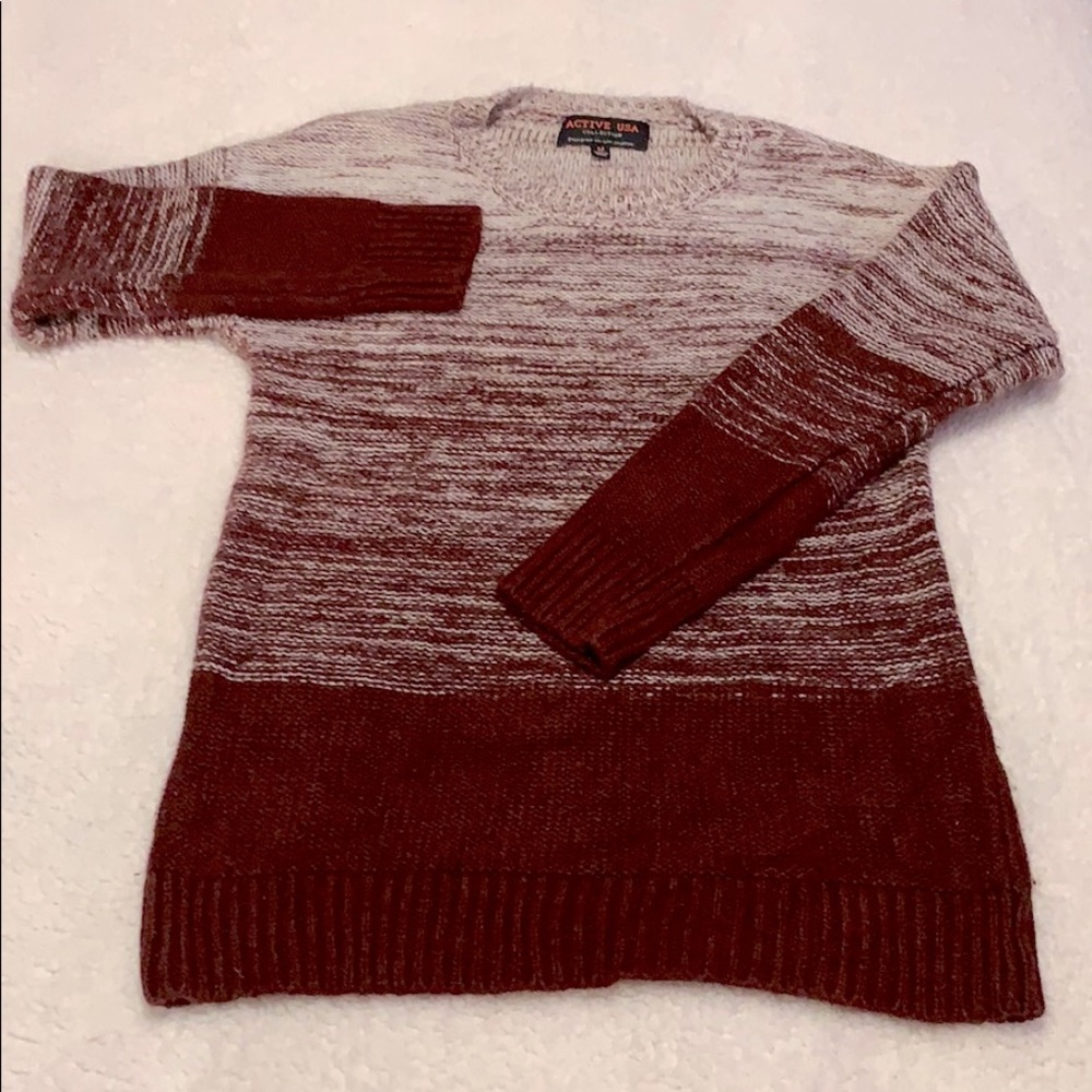 EUC Red and white color blocked sweater